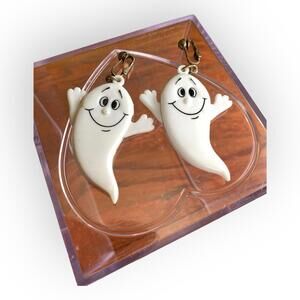Vintage Fun White Ghost Earrings Plastic Retro Halloween Clip On Dangle Statemen